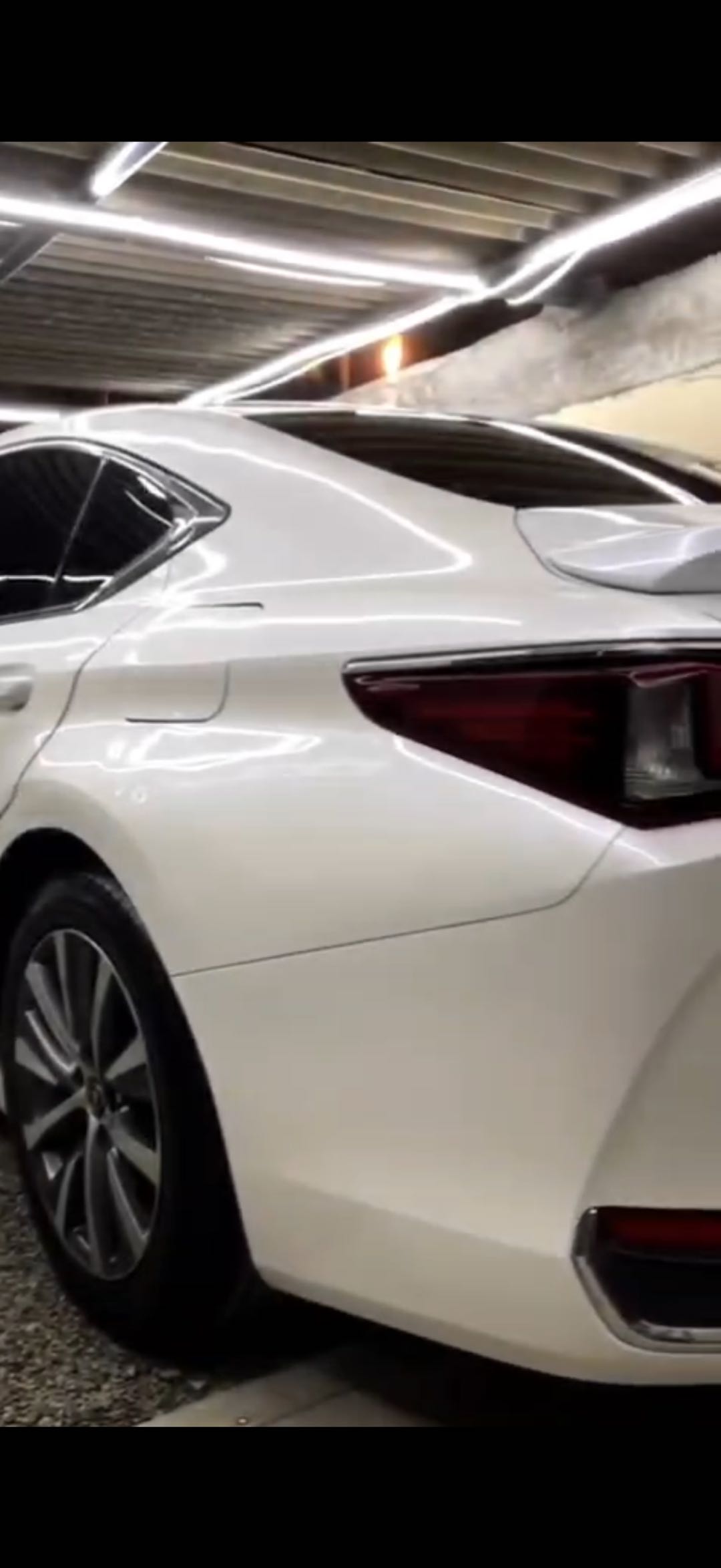 Car Image 2020 LEXUS ES 300