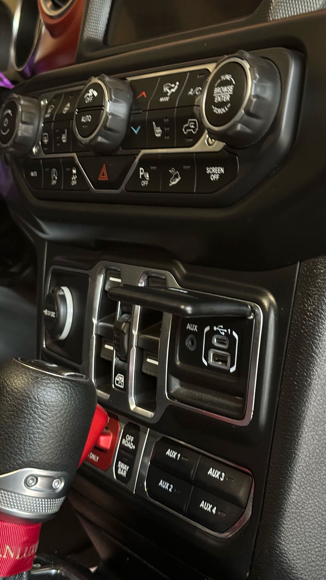 Car Image 2021 JEEP WRANGLER Rubicon