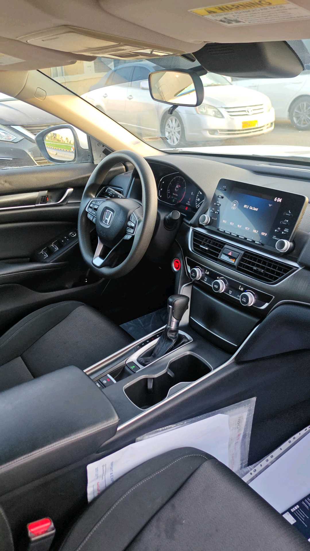 Car Image 2018 HONDA ACCORD LX