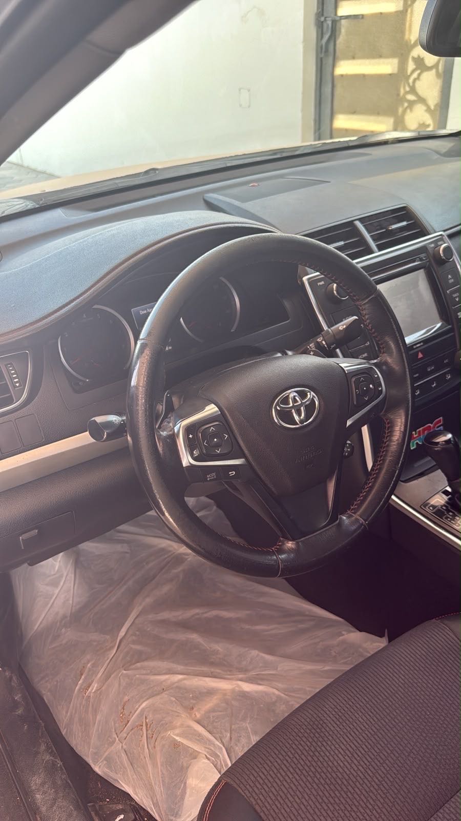 Car Image 2017 TOYOTA CAMRY SE