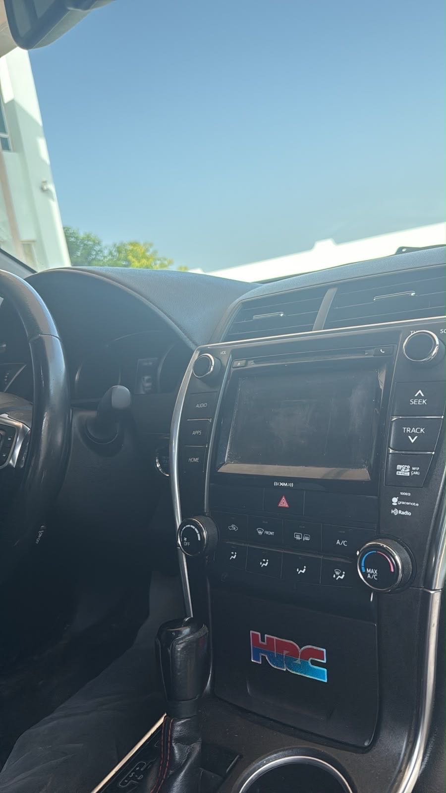 Car Image 2017 TOYOTA CAMRY SE