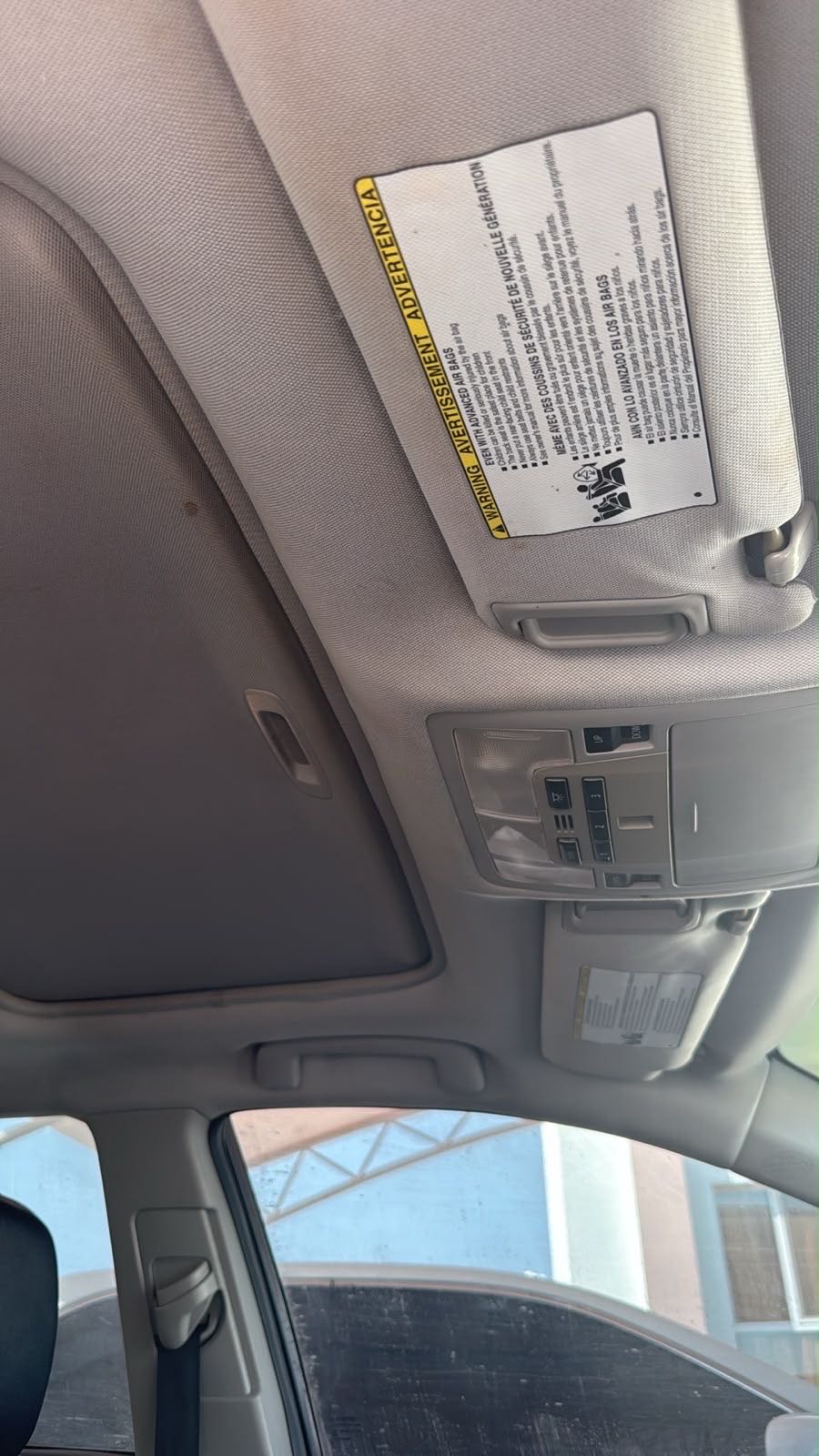 Car Image 2017 TOYOTA CAMRY SE