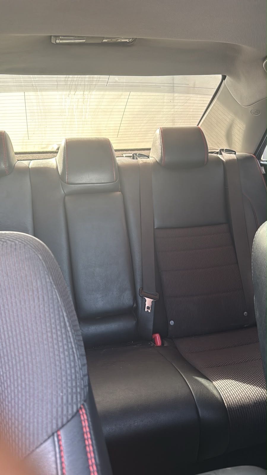Car Image 2017 TOYOTA CAMRY SE