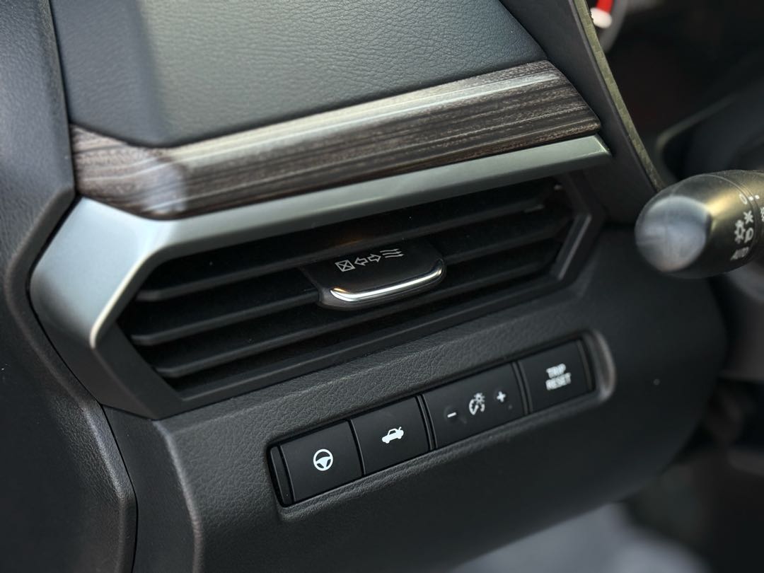 Car Image 2019 NISSAN ALTIMA Platinum 