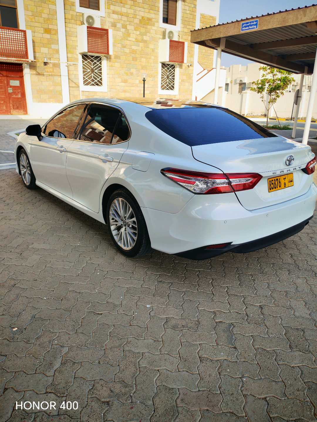 Car Image 2018 TOYOTA CAMRY XLE