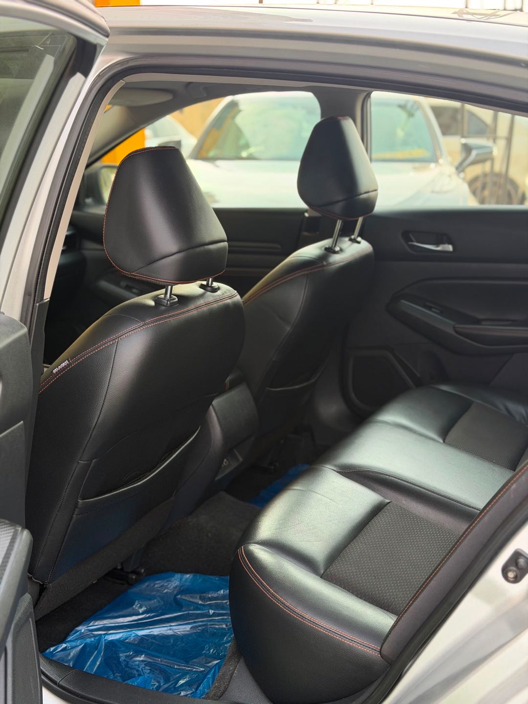 Car Image 2019 NISSAN ALTIMA SR