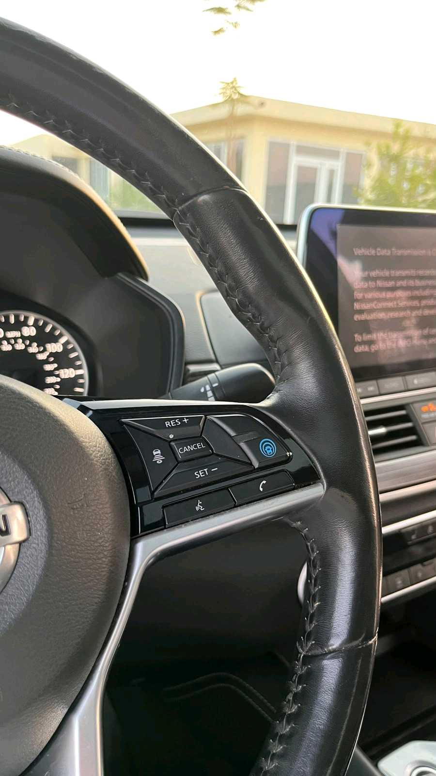 Car Image 2019 NISSAN ALTIMA Platinum 