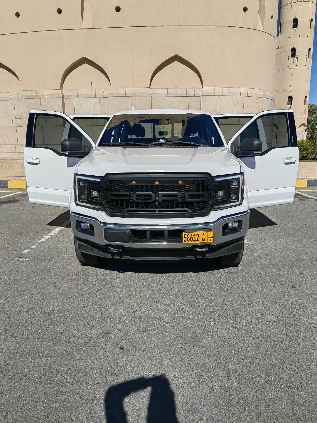 Car Image 2018 FORD F-150 XLT