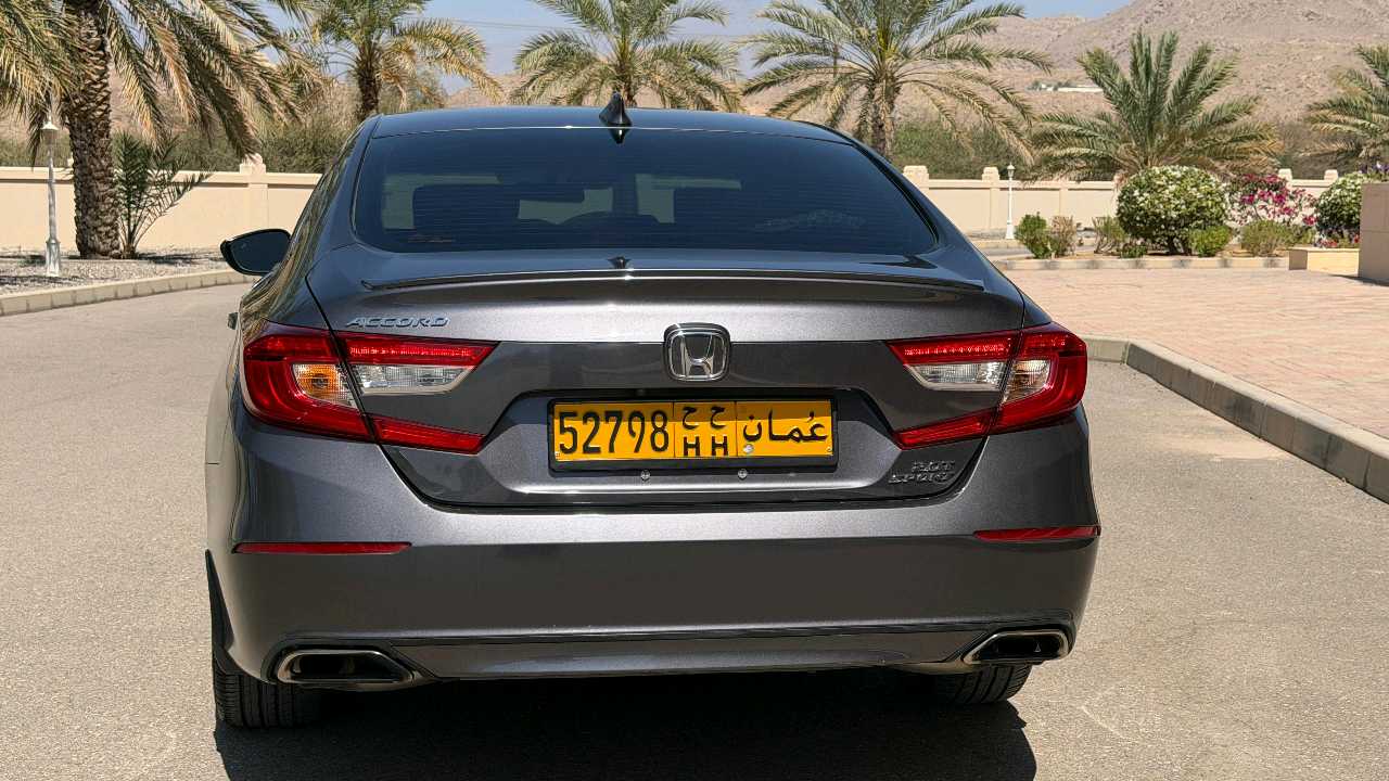 Car Image 2018 HONDA ACCORD EX
