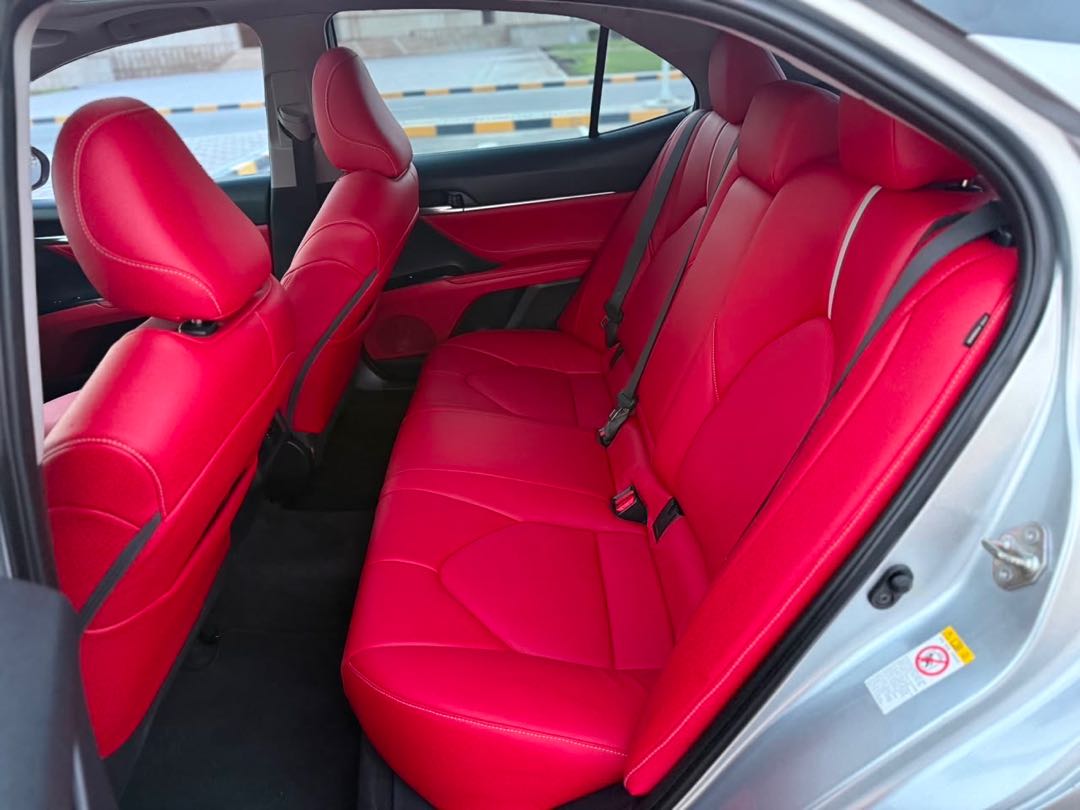 Car Image 2018 TOYOTA CAMRY XSE