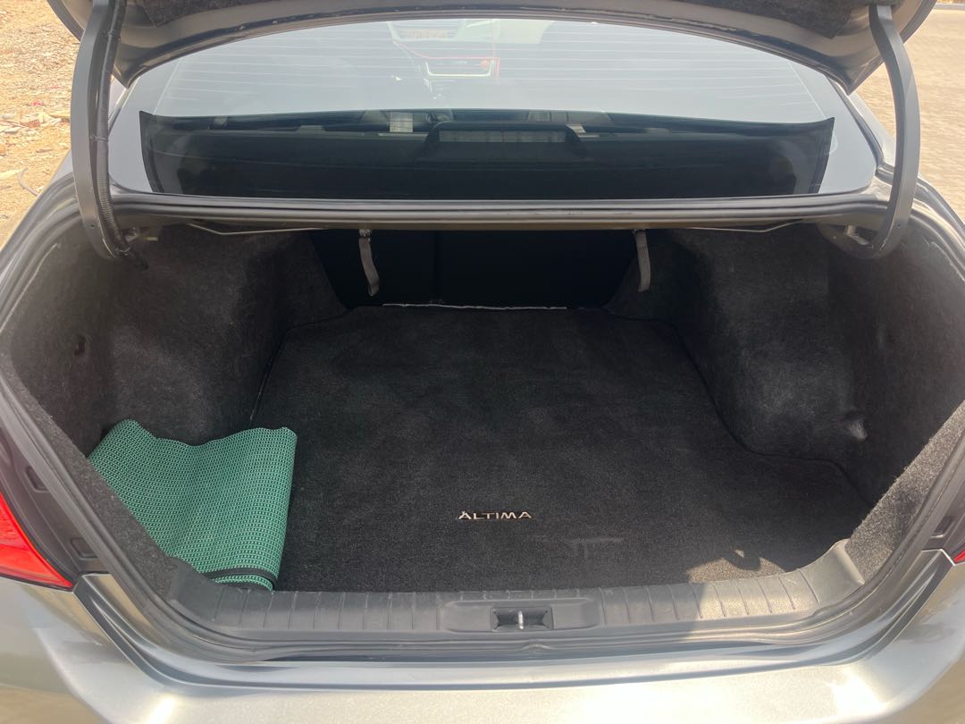 Car Image 2017 NISSAN ALTIMA SL