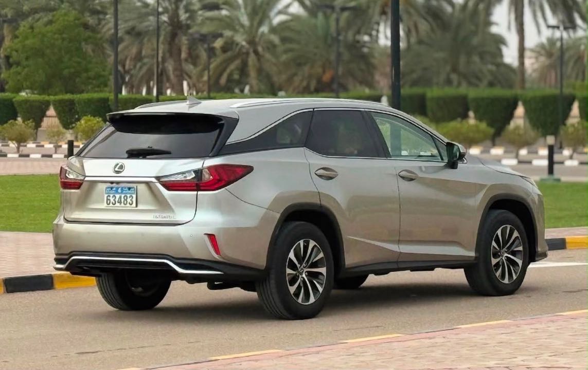 Car Image 2022 LEXUS RX 350