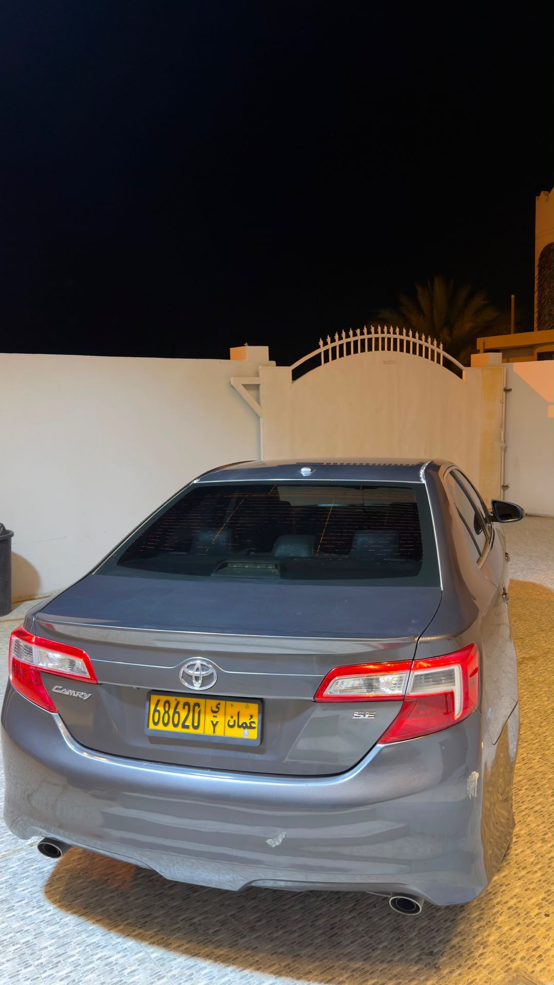 Car Image 2013 TOYOTA CAMRY SE
