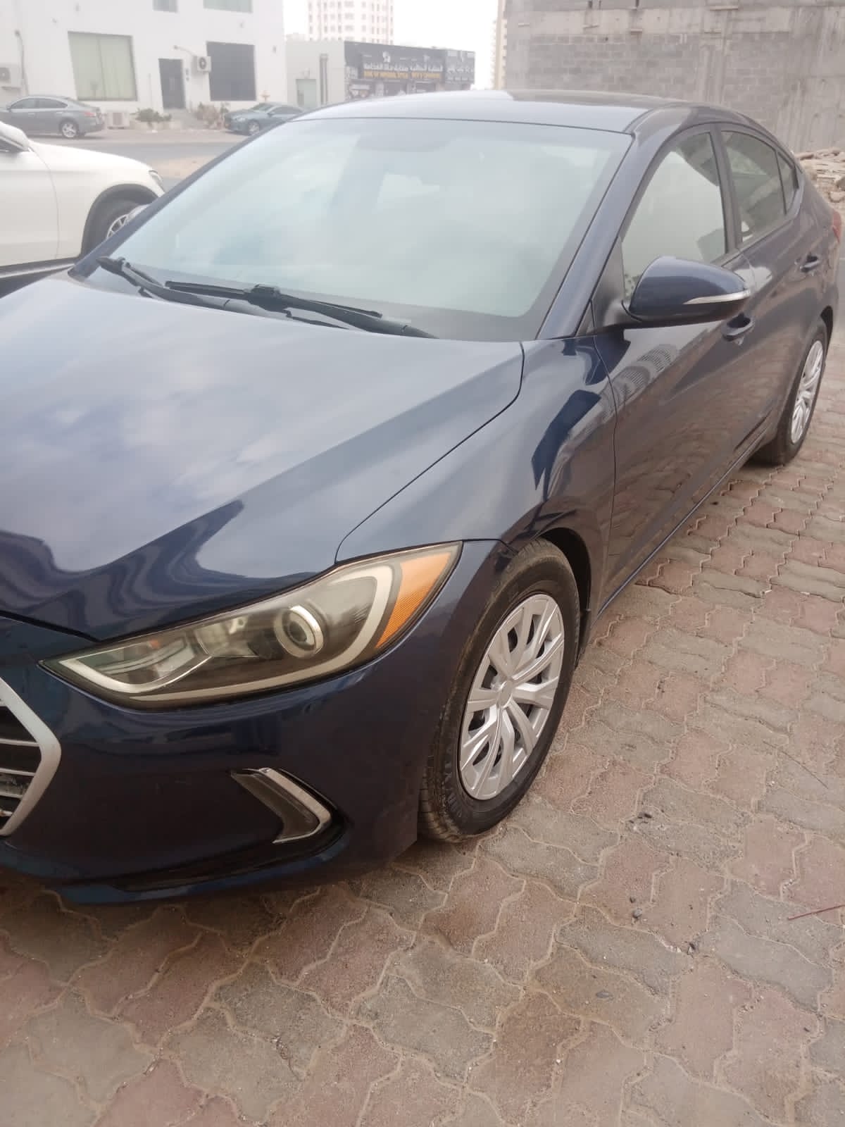 Car Image 2018 HYUNDAI ELANTRA SE