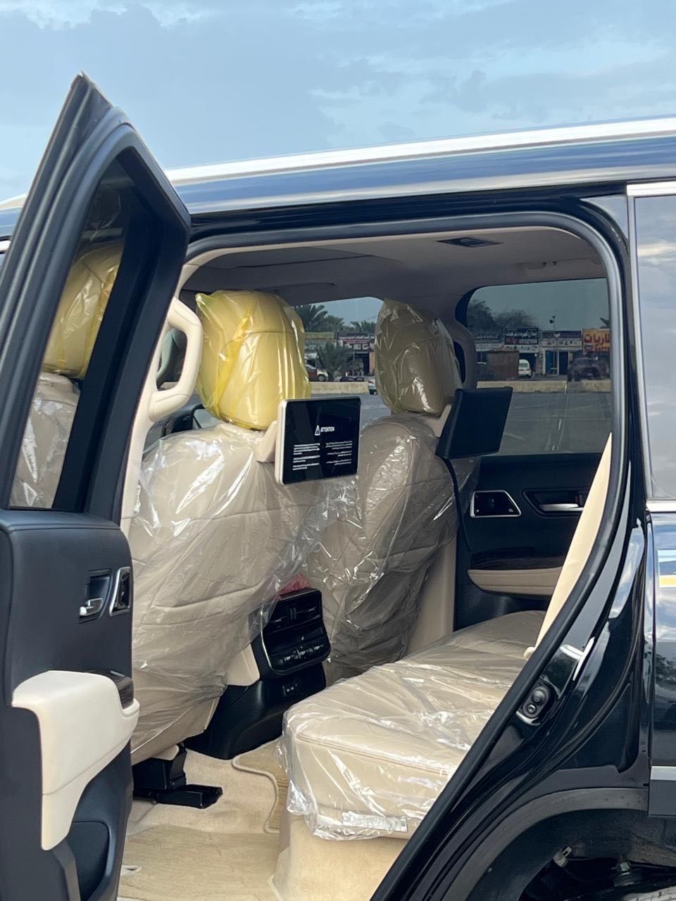 Car Image 2023 TOYOTA LAND CRUISER VX