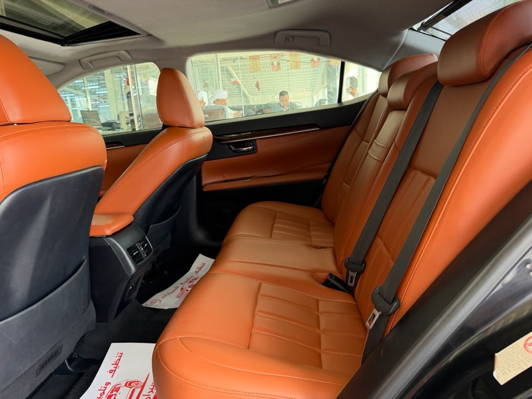 Car Image 2016 LEXUS ES 350