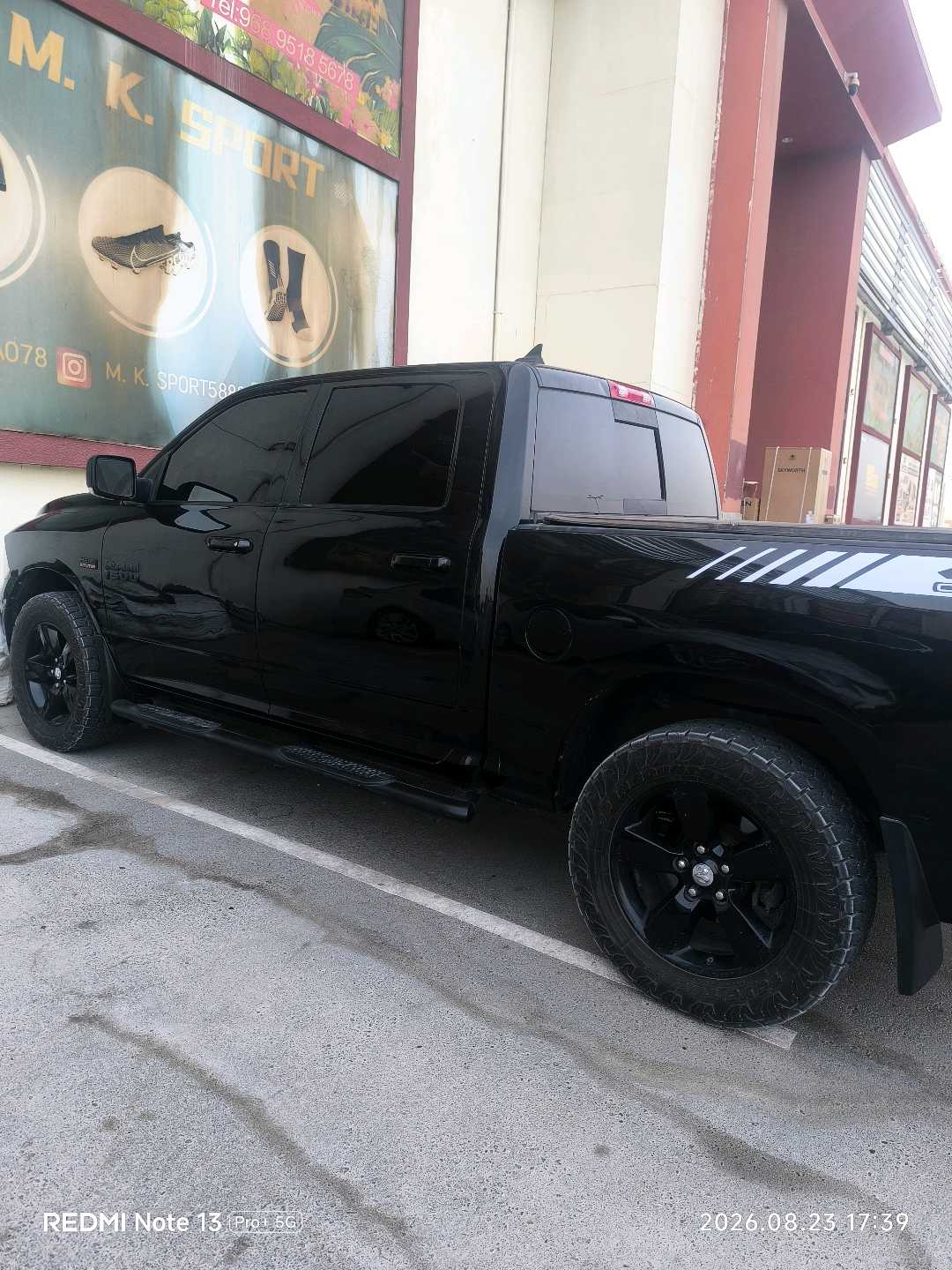 Car Image 2019 DODGE RAM 