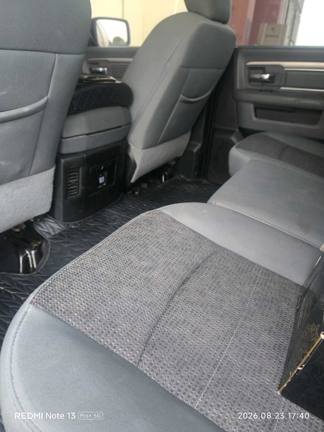 Car Image 2019 DODGE RAM 