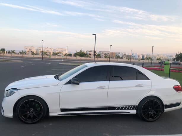 Car Image 2014 MERCEDES E Class 320