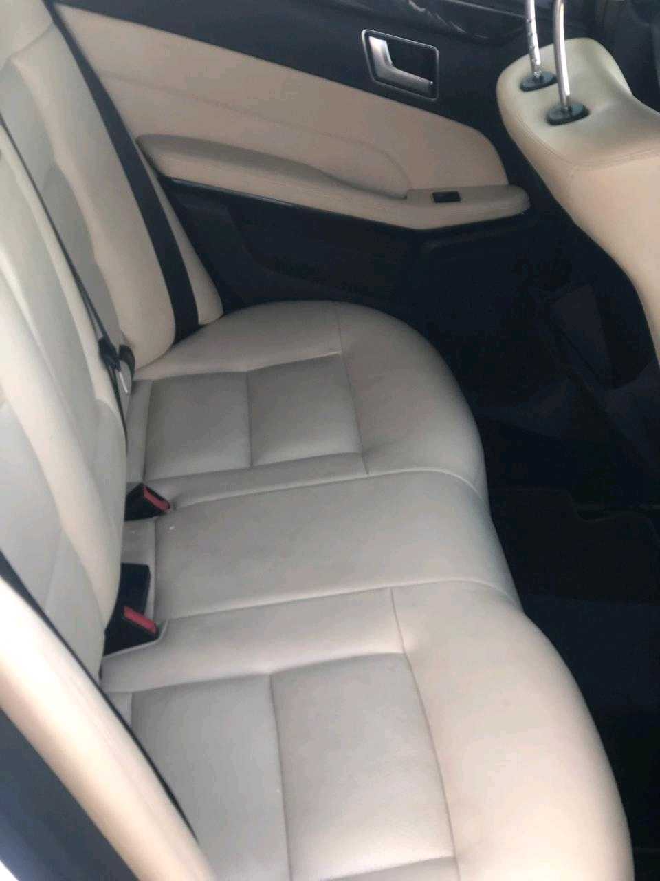 Car Image 2014 MERCEDES E Class 320