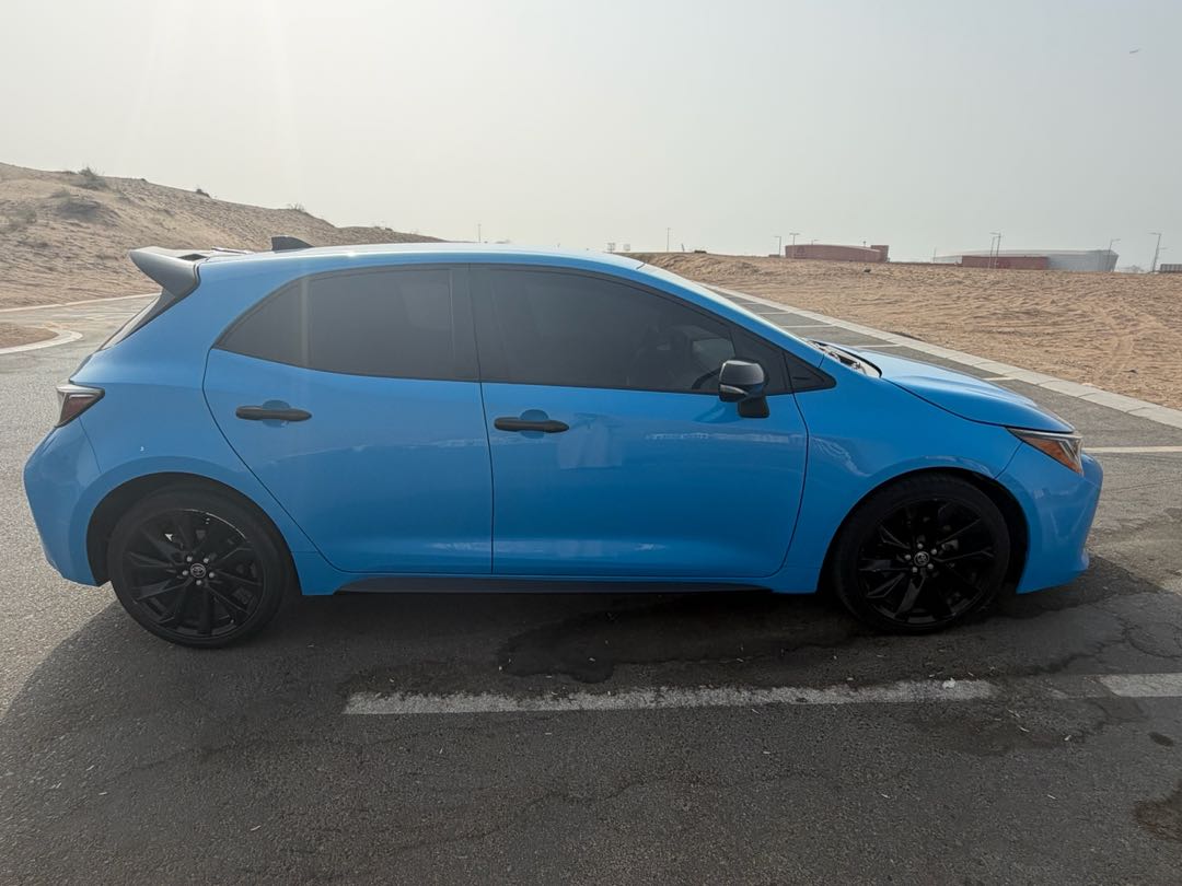Car Image 2019 TOYOTA COROLLA SE