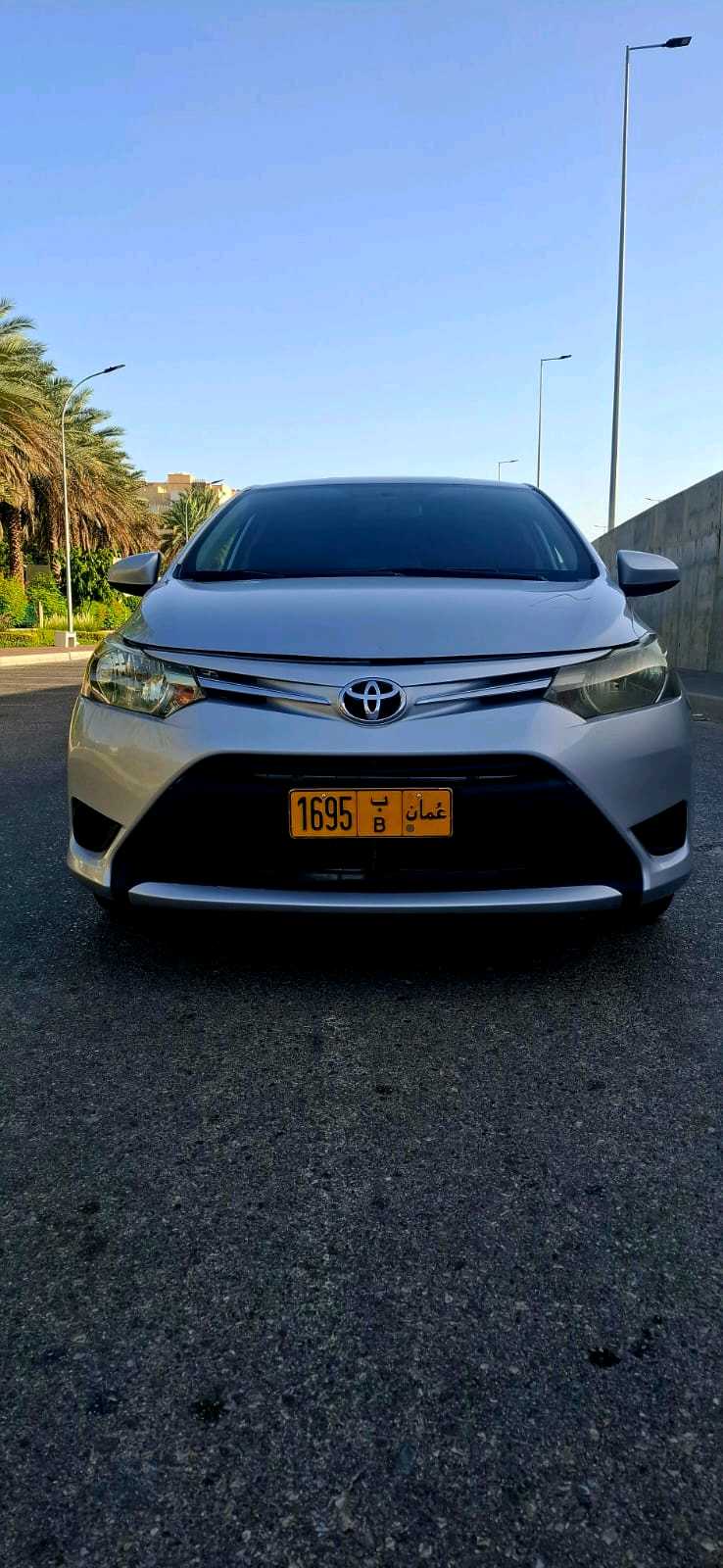 Car Image 2015 TOYOTA YARIS 1.3