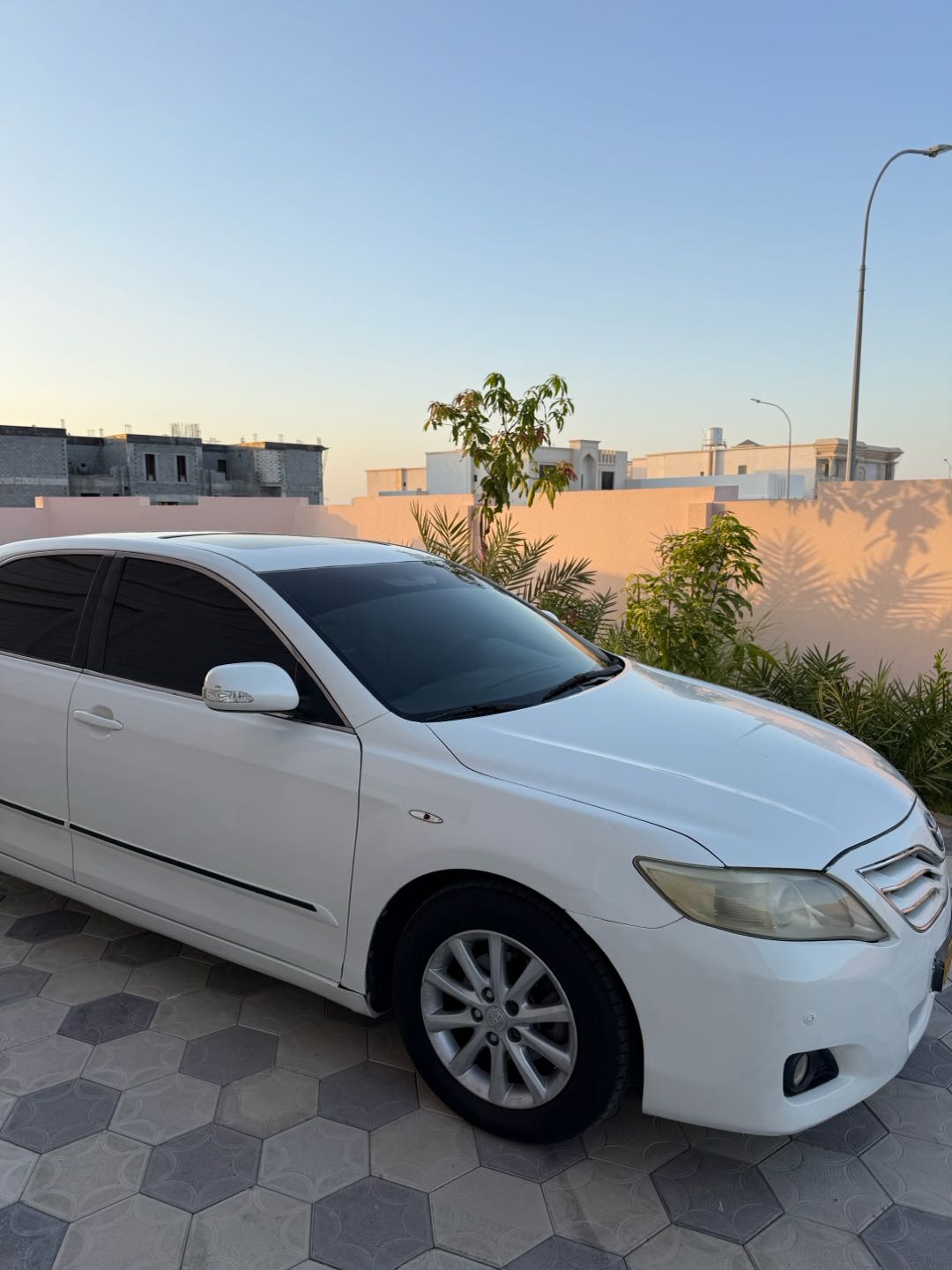 Car Image 2010 TOYOTA CAMRY GLX