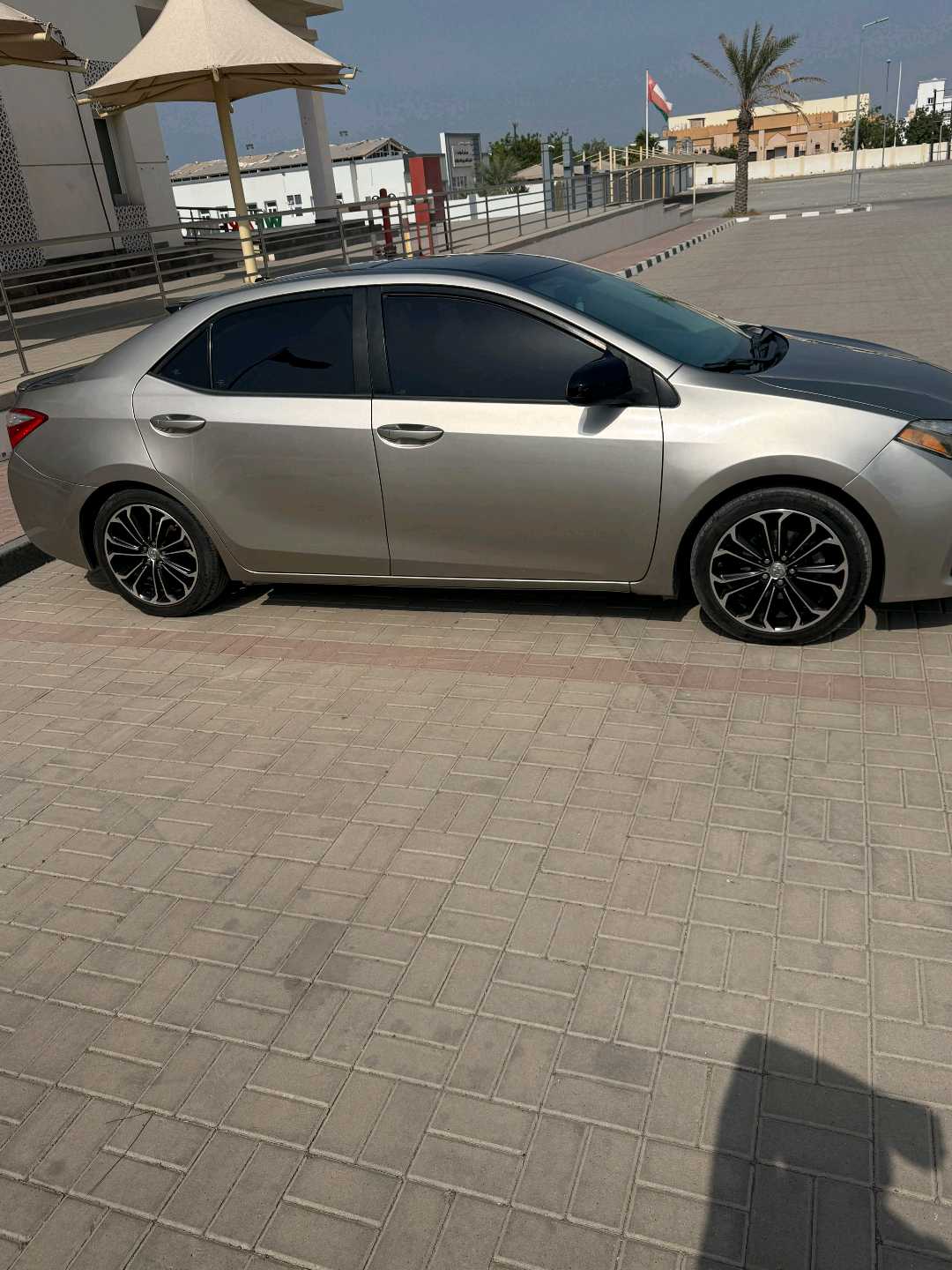 Car Image 2015 TOYOTA COROLLA SE