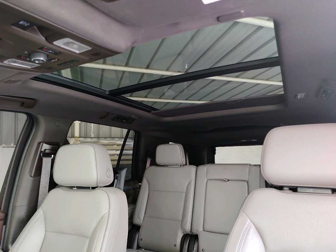 Car Image 2021 GMC YUKON SLT