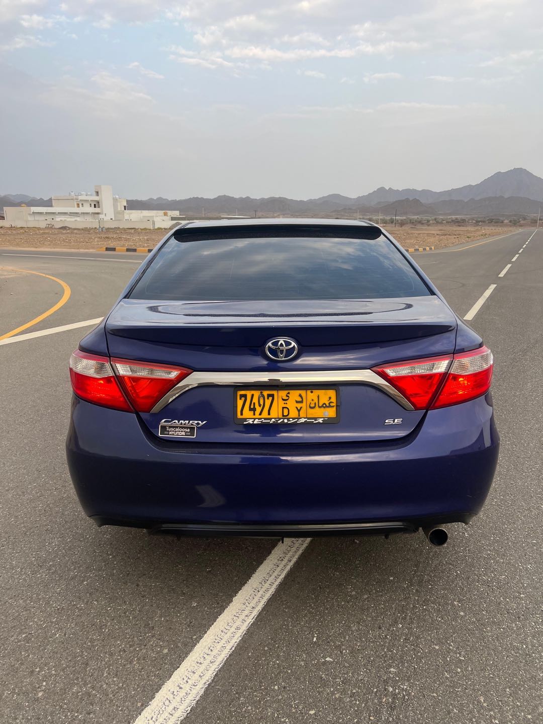 Car Image 2015 TOYOTA CAMRY SE