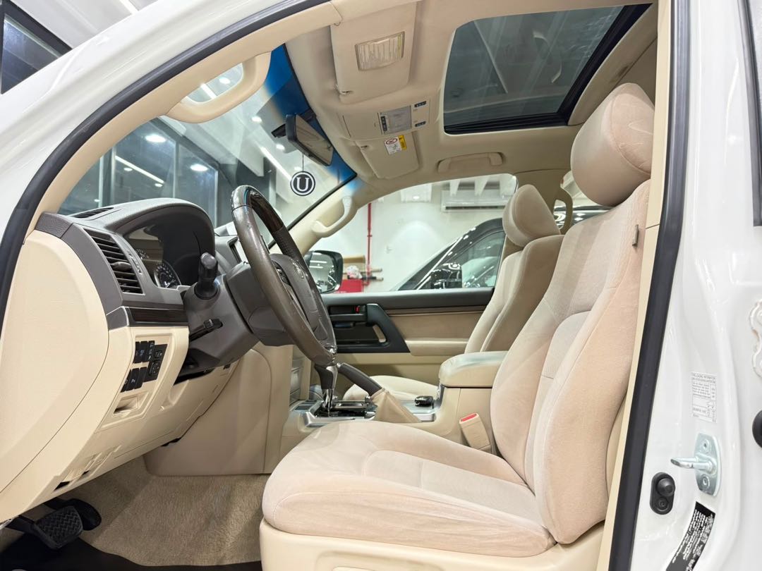 Car Image 2021 TOYOTA LAND CRUISER GX.R