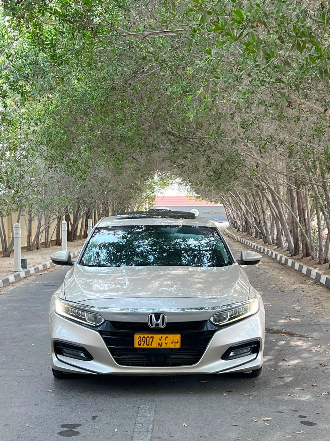 Car Image 2018 HONDA ACCORD EXL
