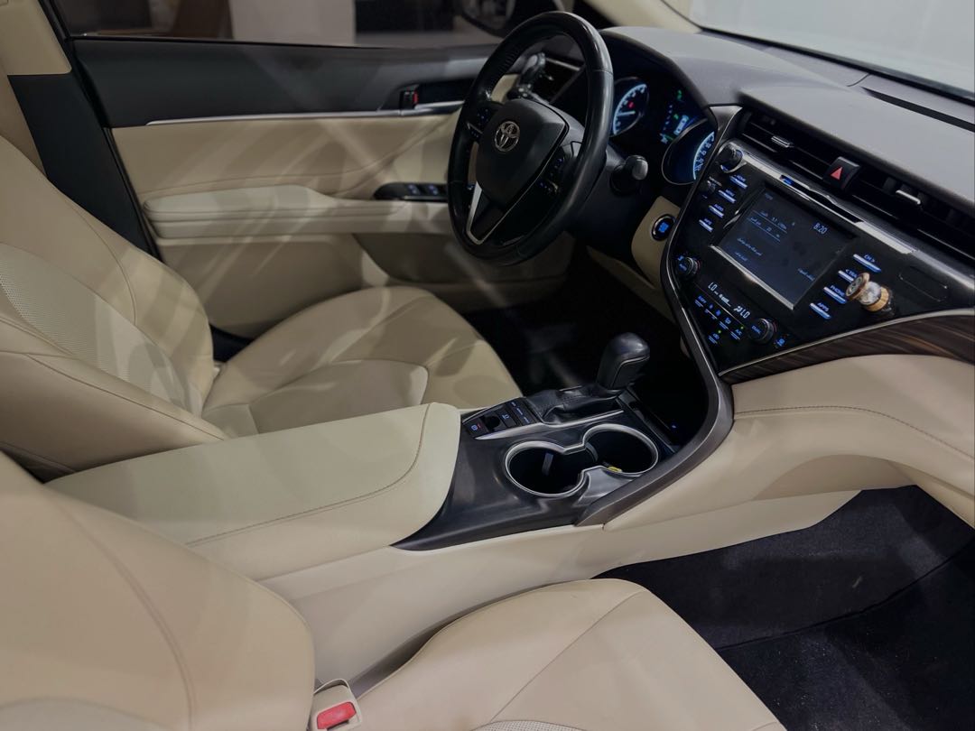 Car Image 2018 TOYOTA CAMRY Grande