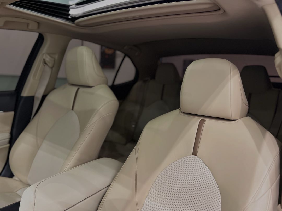 Car Image 2018 TOYOTA CAMRY Grande