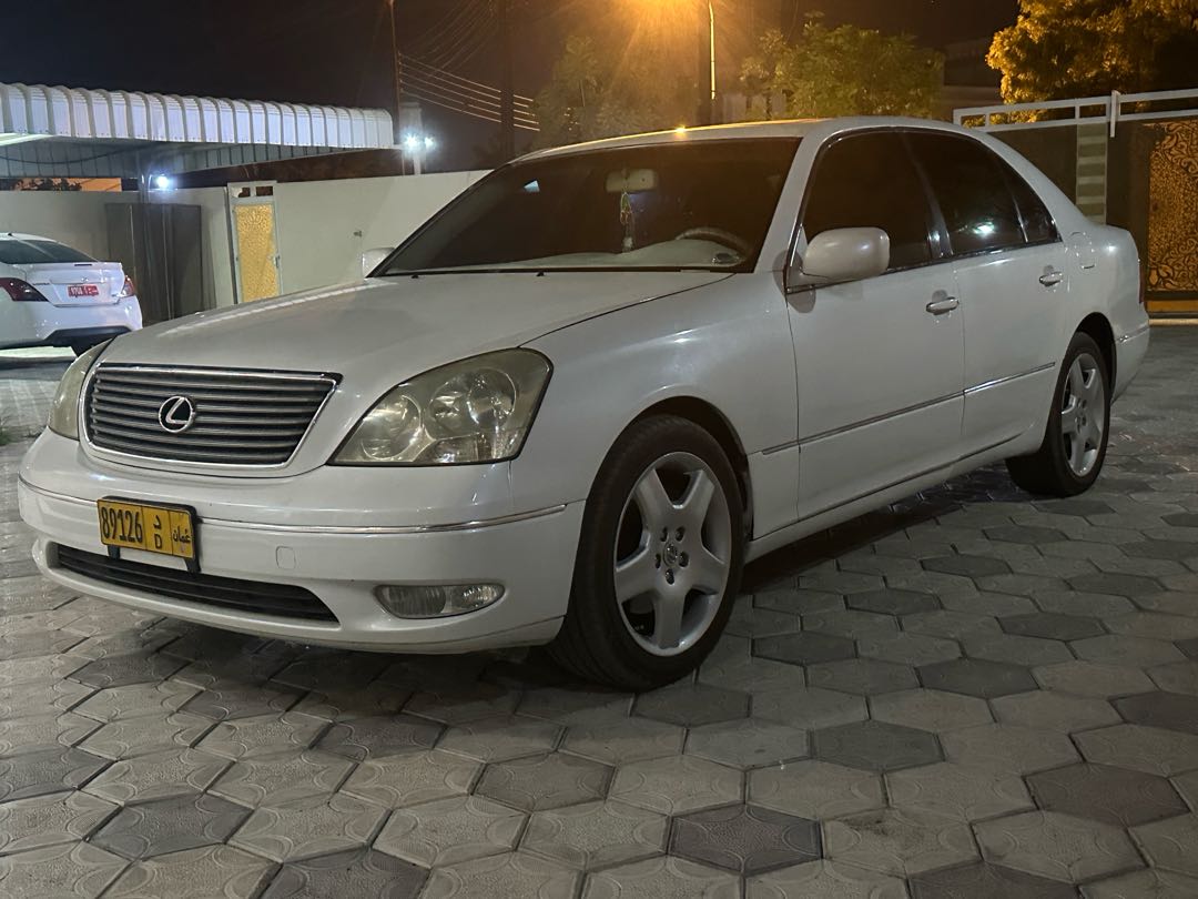 Car Image 2001 LEXUS LS 430