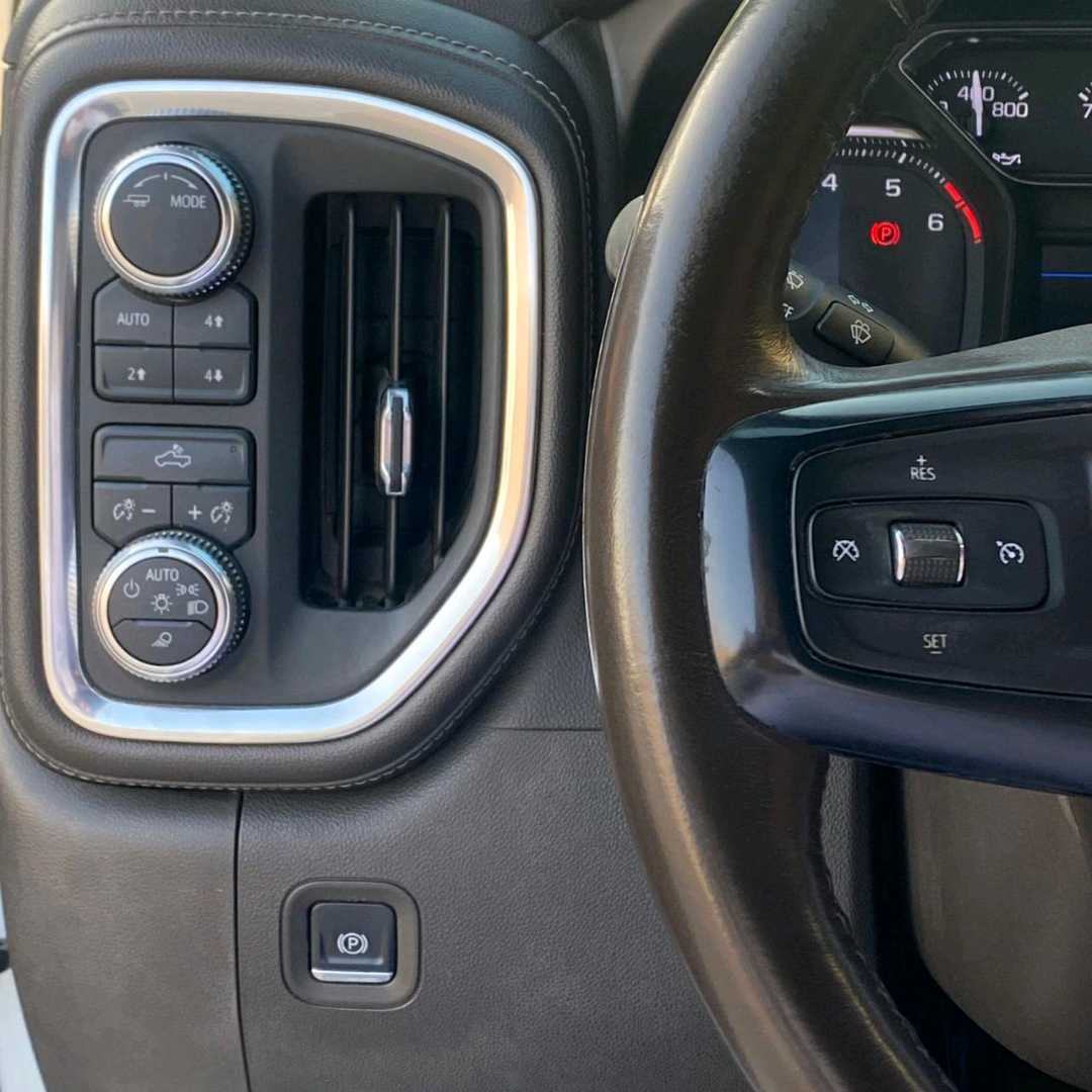 Car Image 2020 GMC SIERRA SLE