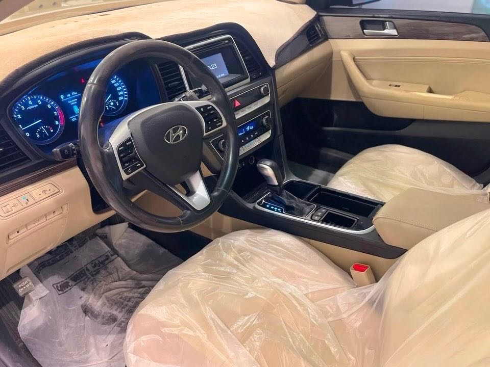 Car Image 2018 HYUNDAI SONATA GLS