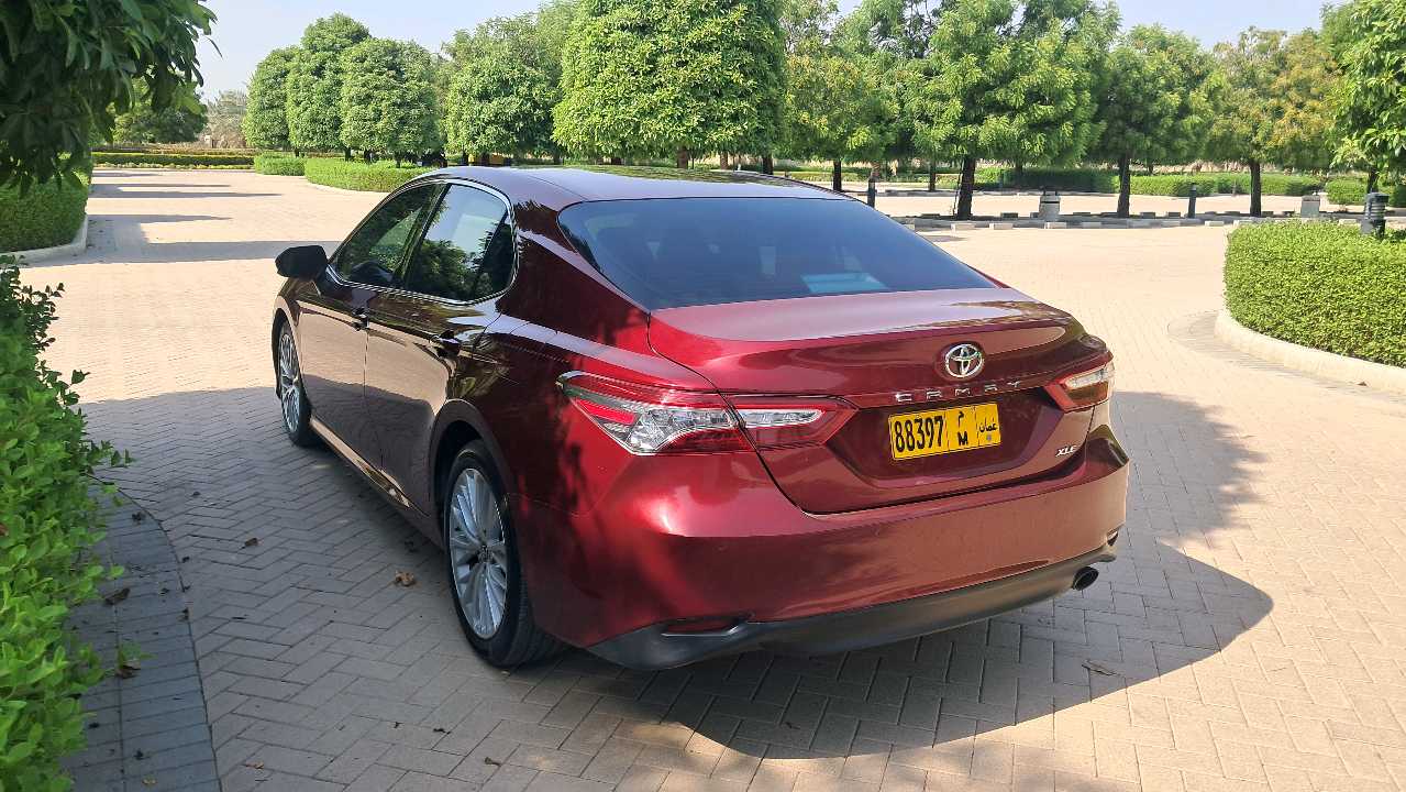 Car Image 2018 TOYOTA CAMRY XLE