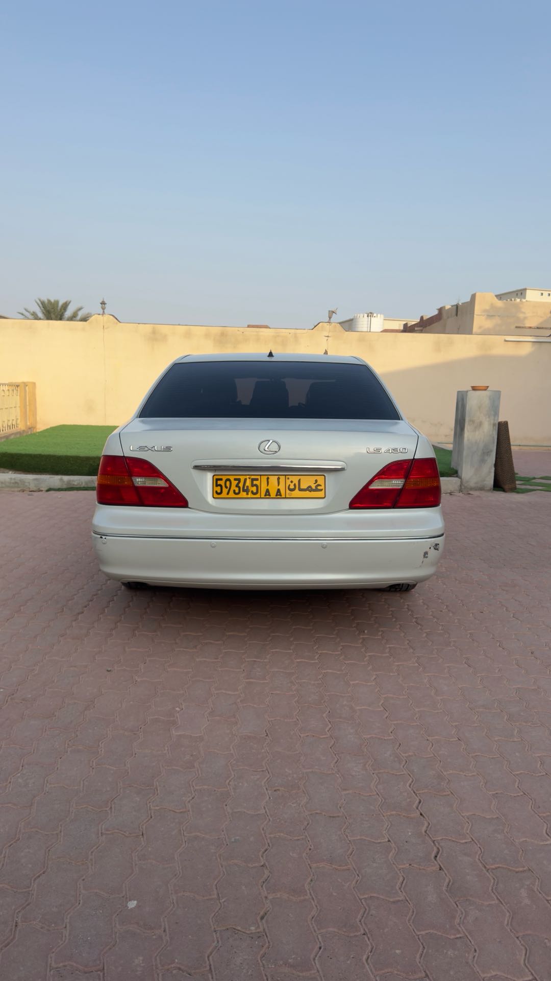 Car Image 2001 LEXUS LS 430