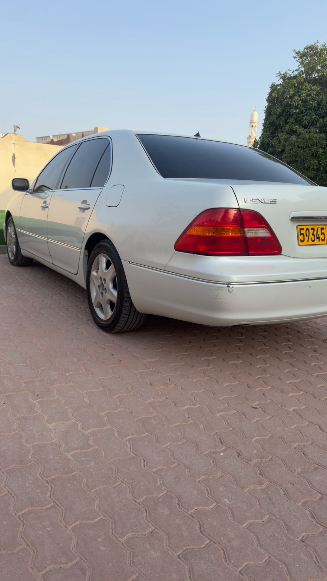 Car Image 2001 LEXUS LS 430
