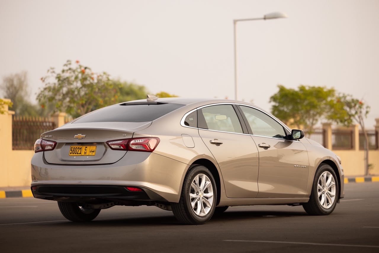 Car Image 2022 CHEVROLET MALIBU LT