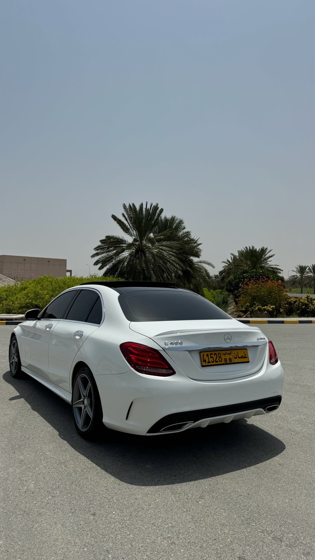 Car Image 2015 MERCEDES C Class 400
