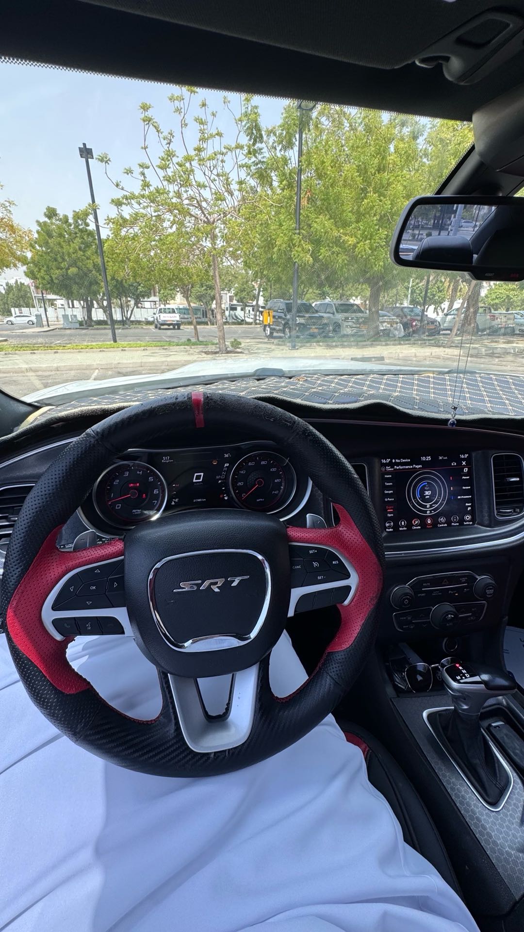 Car Image 2018 DODGE CHARGER GT