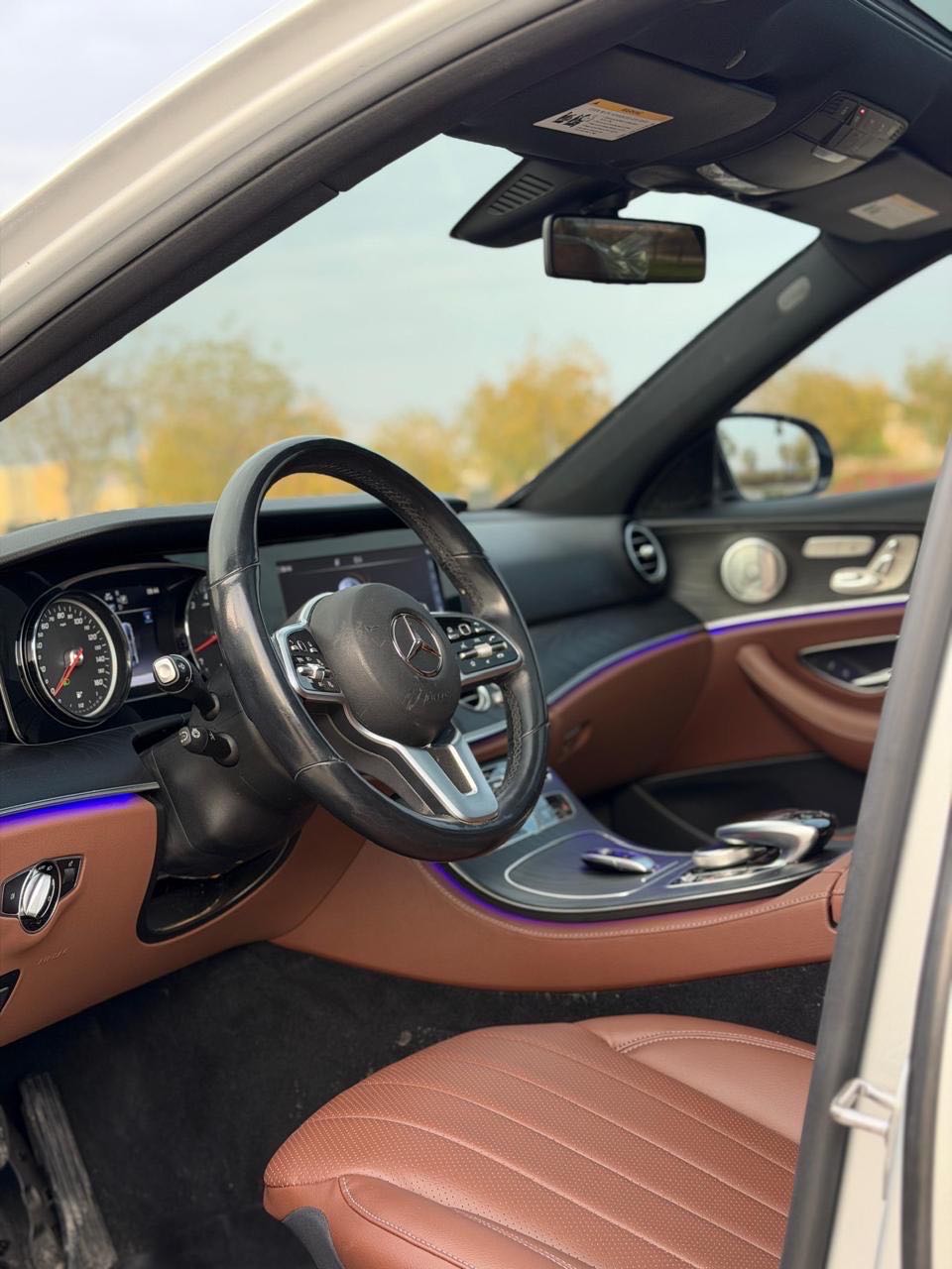 Car Image 2019 MERCEDES E Class 300