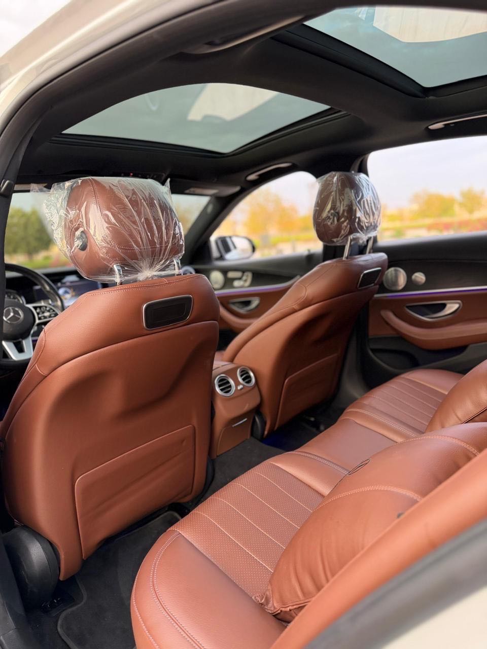 Car Image 2019 MERCEDES E Class 300