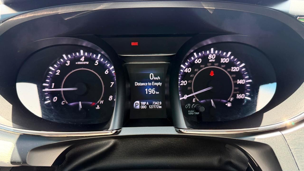 Car Image 2018 TOYOTA AVALON XLE