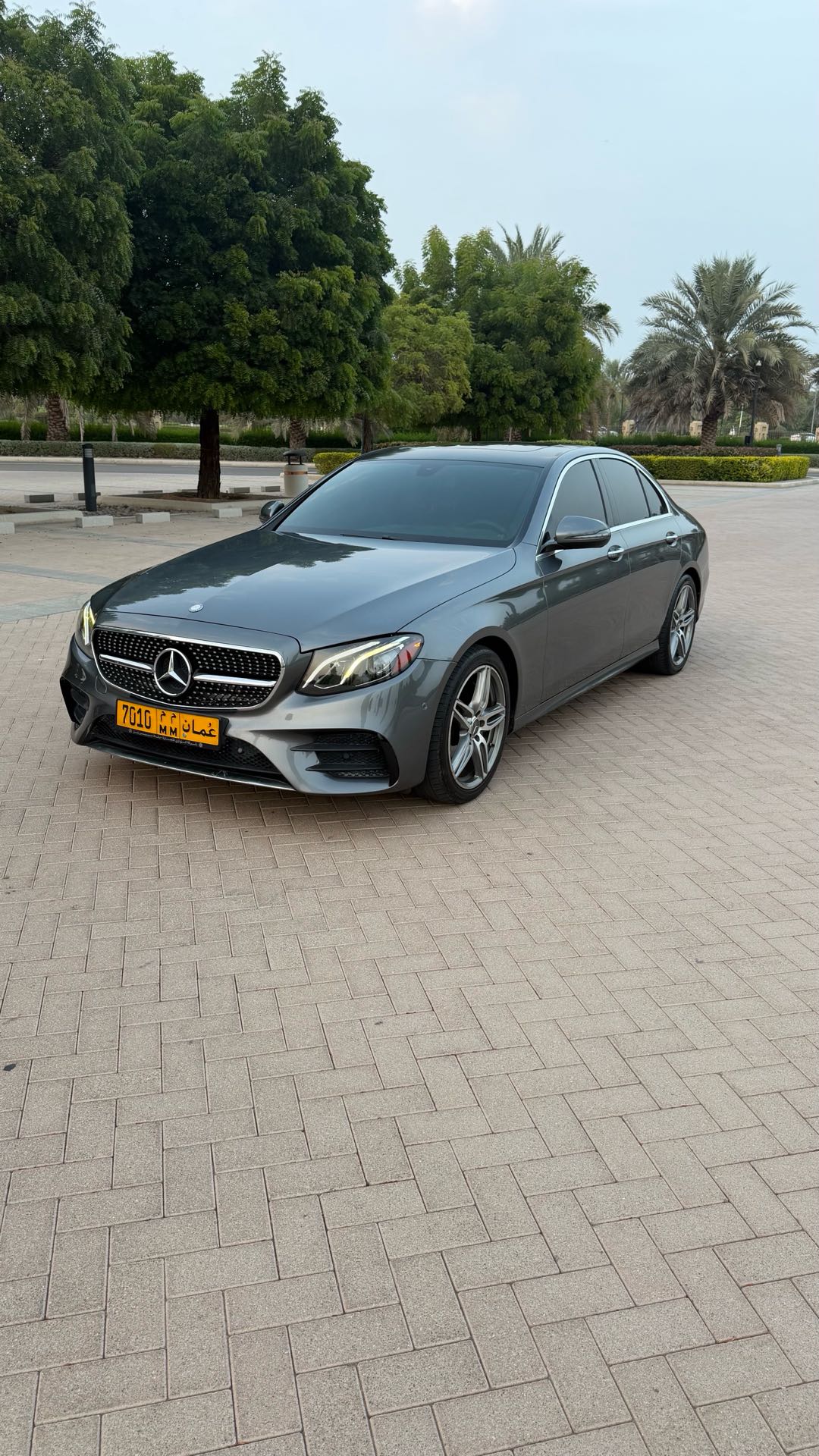 Car Image 2017 MERCEDES E Class 300