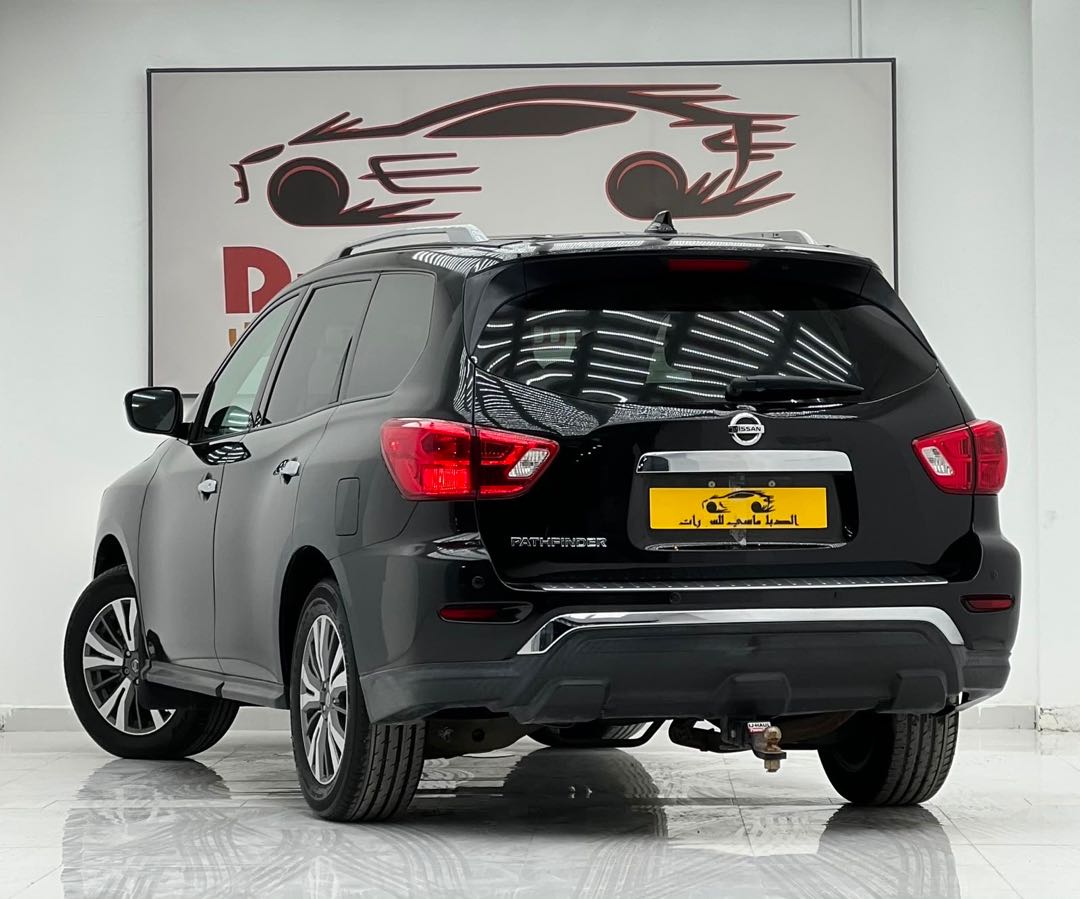 Car Image 2020 NISSAN PATHFINDER SV