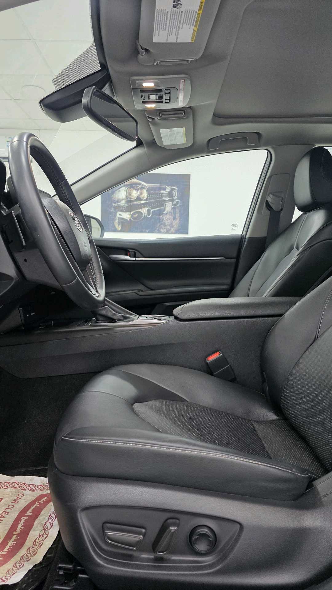Car Image 2022 TOYOTA CAMRY XSE