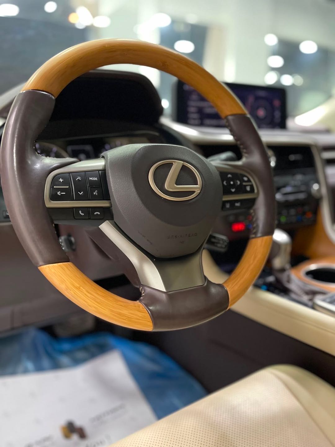 Car Image 2020 LEXUS RX 350